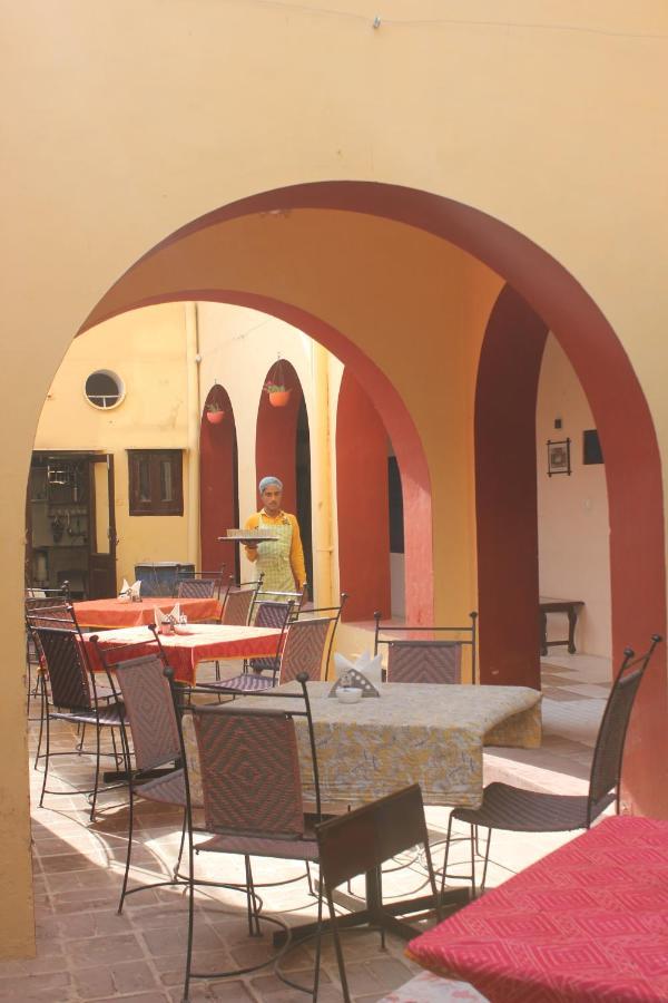 Sankhu Niwas Hotel Bikaner Eksteriør billede